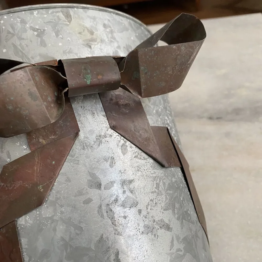 Galvanized Gray Metal Wall Pocket Vase Vintage Rustic Farm Hanging Planter Bow